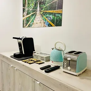 Suite169 Apartment